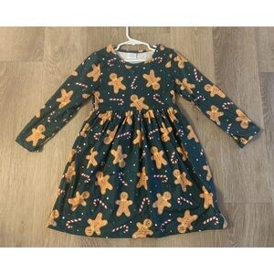 New Boutique Girls Size 5/6 Ling Sleeve Green Holiday Dress With Gingerbread Men